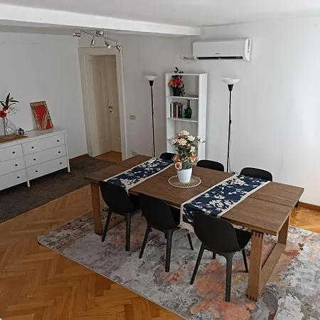 Lägenhet Coronari 45