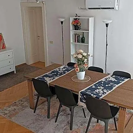 Coronari 45 Apartamento *