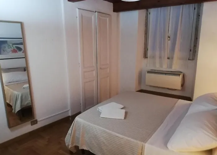 Coronari 45 Apartament